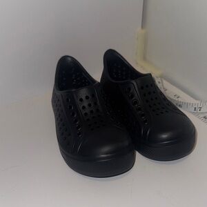 Wonder Nation Kids Black Water Shoes